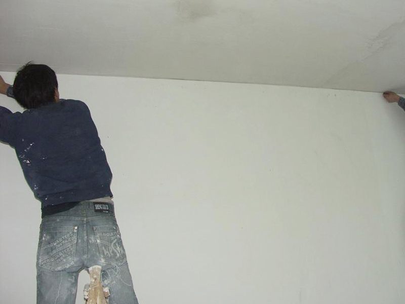 內(nèi)墻涂料能不能加水？注意事項(xiàng)！